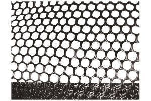 Сетка черная газонная в рулоне, 2 х 30 м, ячейка 9 х 9 мм.